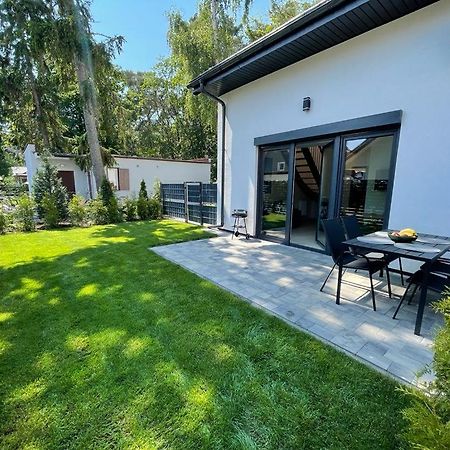 Apartamenty Przy Parku -150M Od Plazy Darłówko Extérieur photo